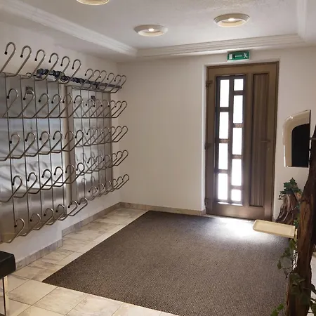 Romantica-7 By Interhome